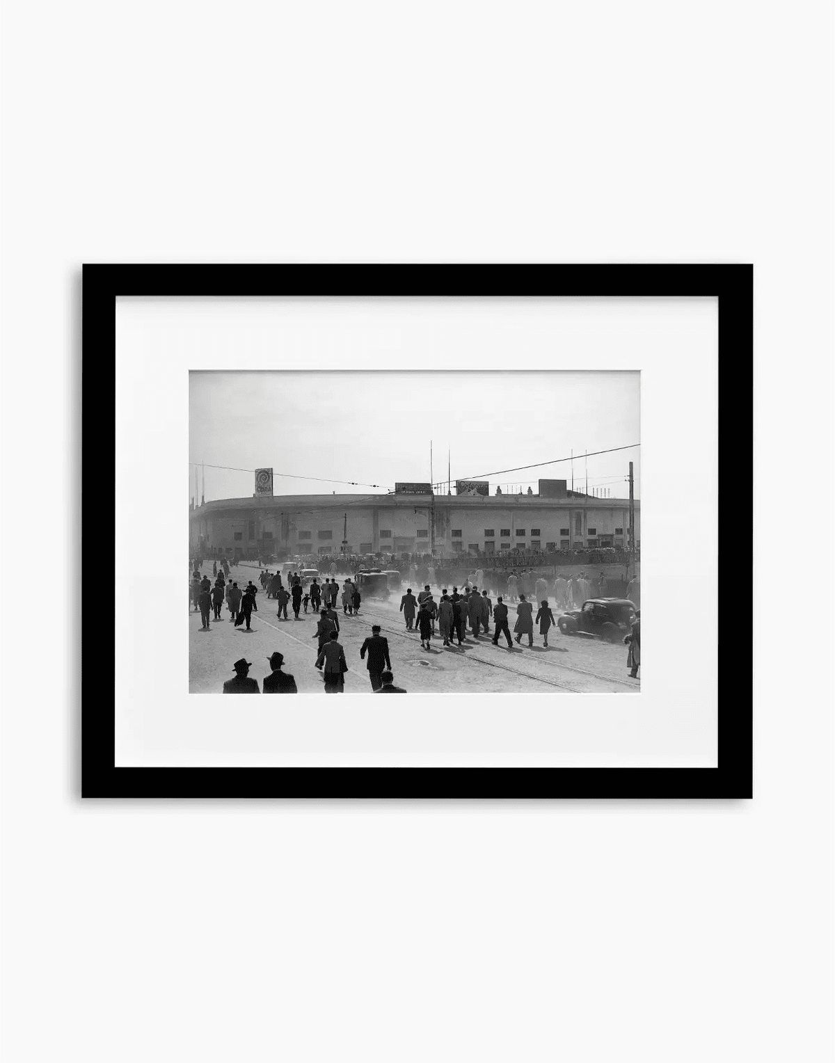 Domenica a San Siro, Milano, 1947 - Farabola WhiteWall App Product