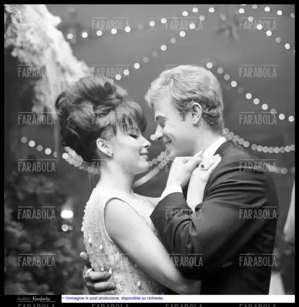 Dominique Boschero e Franco Califano, Capodanno a Saint - Vincent, 1964 - Farabola Immagine digitale