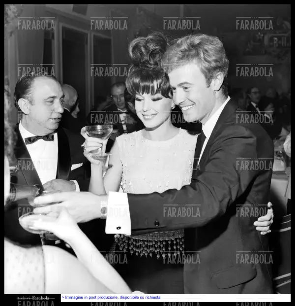 Dominique Boschero e Franco Califano, Capodanno a Saint - Vincent, 1964 - Farabola Immagine digitale