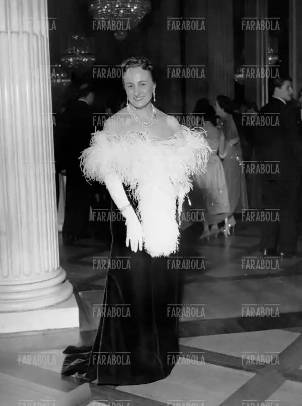 Donna Anna Lamberti, Inaugurazione Alla Scala, 1957 - Farabola Immagine digitale