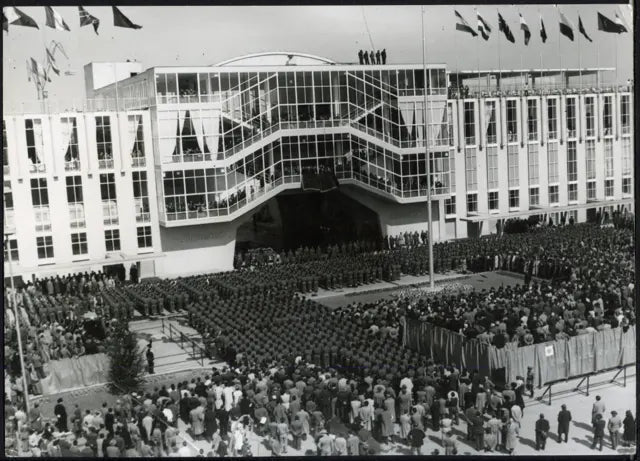 Einaudi visita la Fiera di Milano 1949 Ft 4412 - Stampa 21x15 cm - Farabola Stampa ai sali d'argento