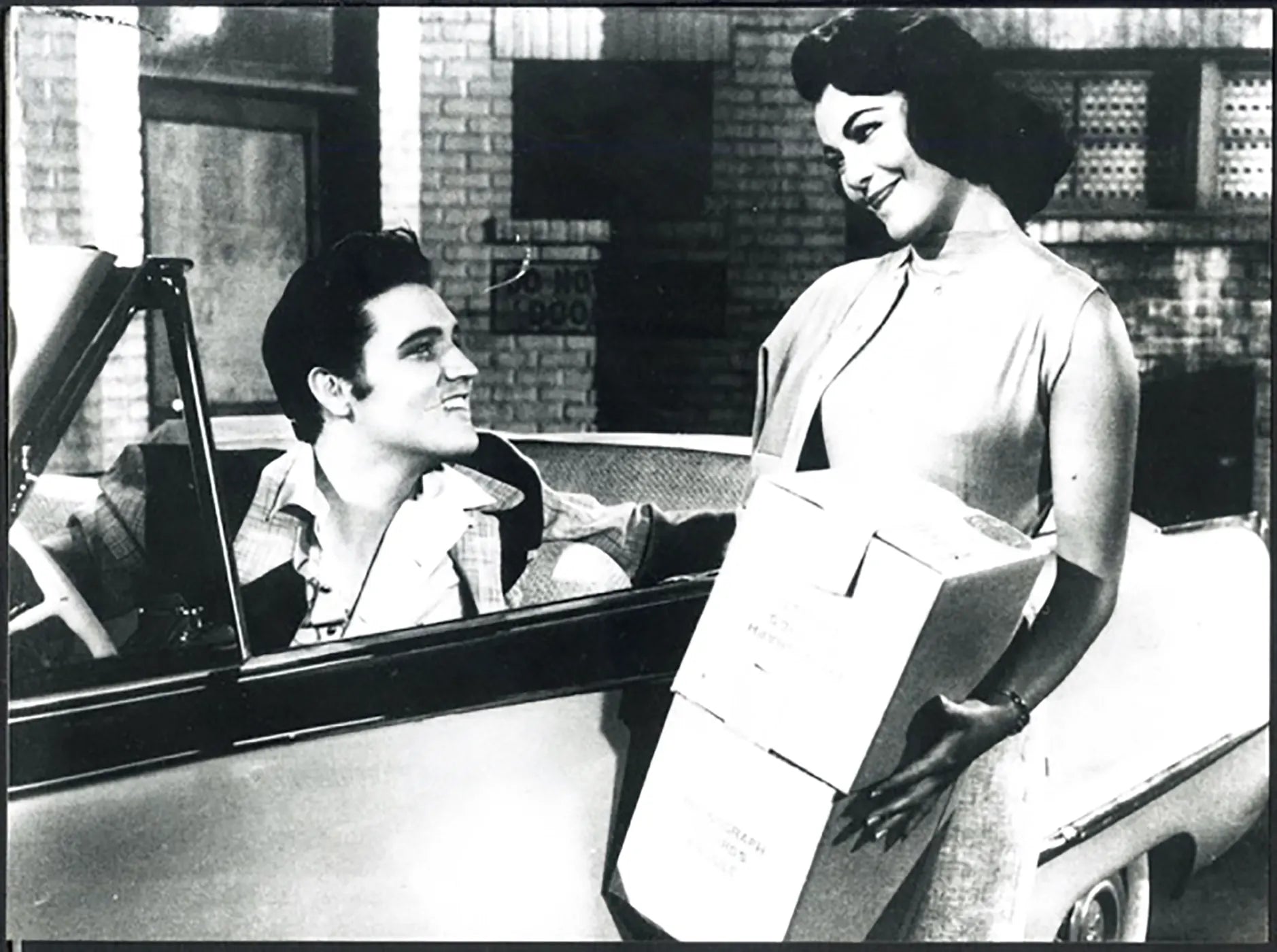 Elvis Presley e Judy Tyler 1957 Ft 37886 - Stampa 24x18 cm - Farabola Stampa ai sali d'argento