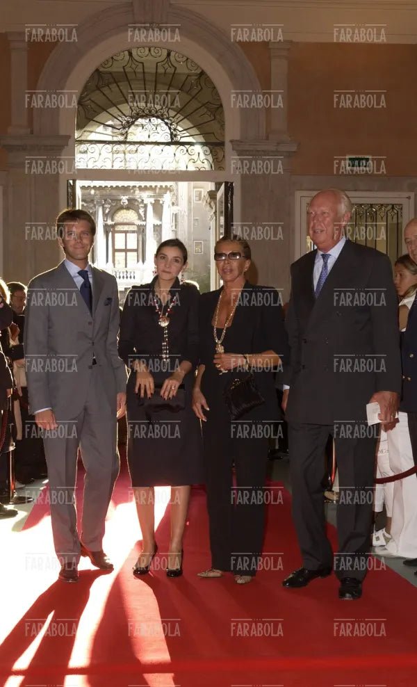 Emanuele Filiberto, Clotilde Coureau, Marina Doria e Vittorio Emanuele, Festival di Venezia, 2004 - Farabola Immagine digitale