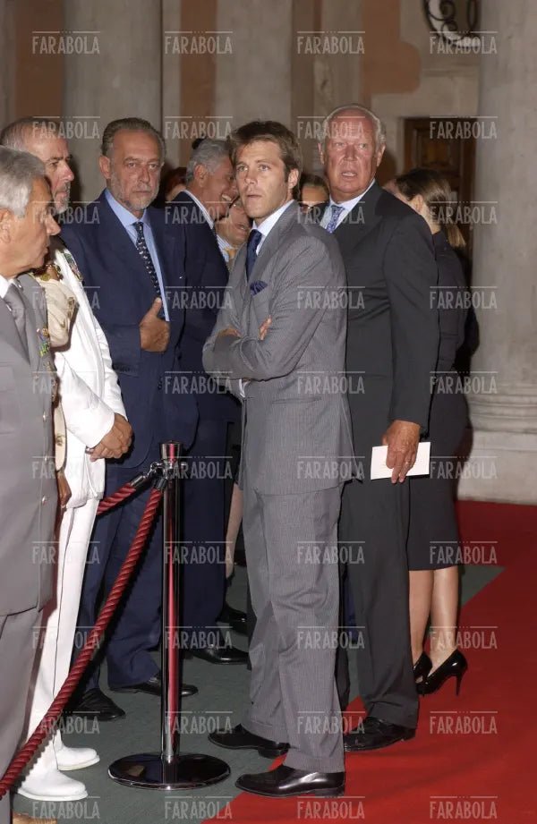 Emanuele Filiberto e Vittorio Emanuele con Amedeo d'Aosta, Festival di Venezia, 2004 - Farabola Immagine digitale