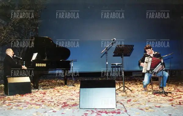 Enzo e Paolo Jannacci, Milano, le acque dell'incontro, 2001 - Farabola Immagine digitale