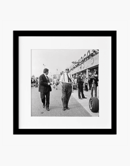 Enzo Ferrari, Gran Premio d'Italia 1966 — stampa fine art con cornice nera