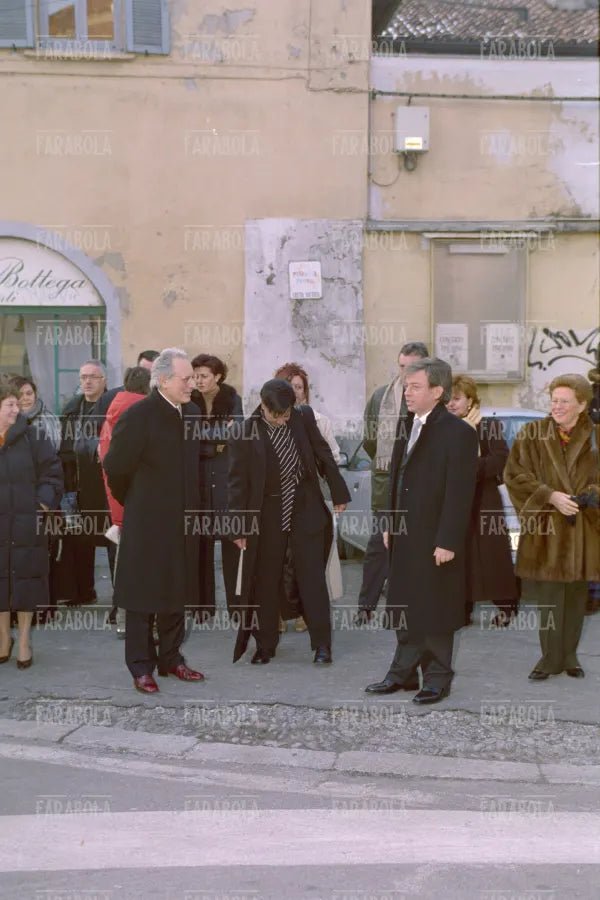 Enzo Jannacci al matrimonio di Paolo Rossi, Milano, 2001 - Farabola Immagine digitale