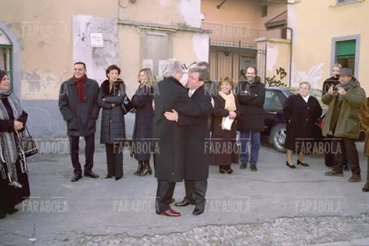 Enzo Jannacci al matrimonio di Paolo Rossi, Milano, 2001 - Farabola Immagine digitale