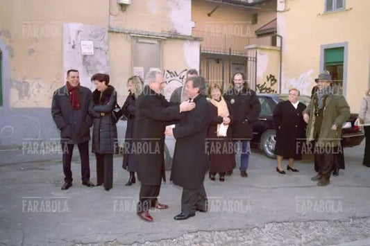Enzo Jannacci al matrimonio di Paolo Rossi, Milano, 2001 - Farabola Immagine digitale