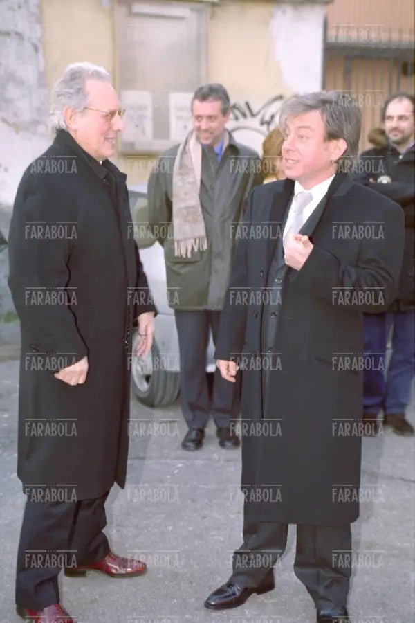 Enzo Jannacci al matrimonio di Paolo Rossi, Milano, 2001 - Farabola Immagine digitale