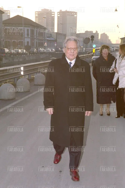 Enzo Jannacci al matrimonio di Paolo Rossi, Milano, 2001 - Farabola Immagine digitale