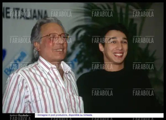 Enzo Jannacci con il figlio Paolo, Festival di Sanremo, 1998 - Farabola Immagine digitale
