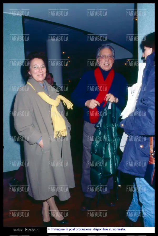 Enzo Jannacci e la moglie Giuliana Orefice, 1994 - Farabola Immagine digitale