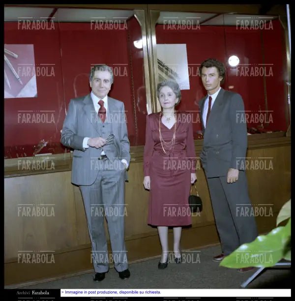 Enzo Tortora e la professoressa Bologna, Milano, 1981 - Farabola Immagine digitale