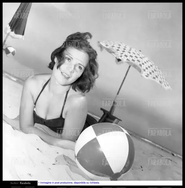 Estate a Rimini, 1954 - Farabola Immagine digitale