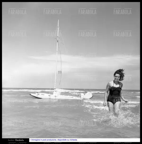 Estate a Rimini, 1954 - Farabola Immagine digitale
