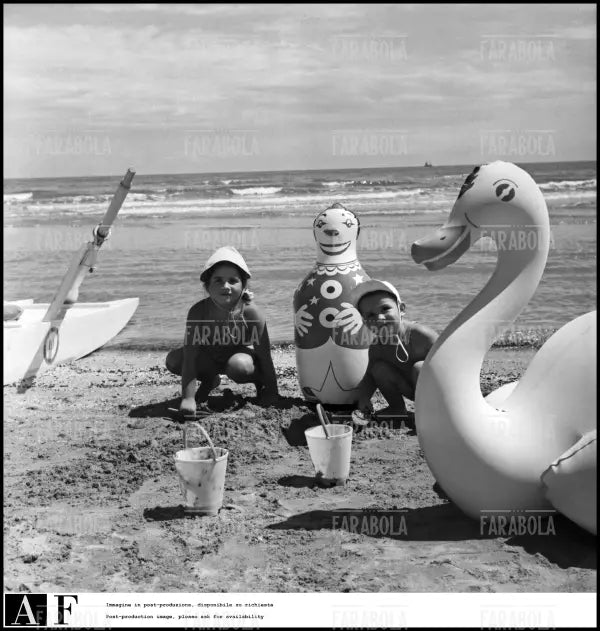 Estate a Rimini, 1954 - Farabola Immagine digitale