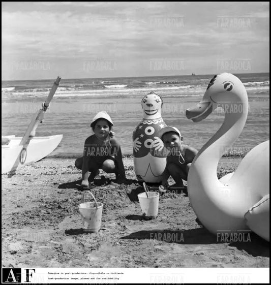 Estate a Rimini, 1954 - Farabola Immagine digitale
