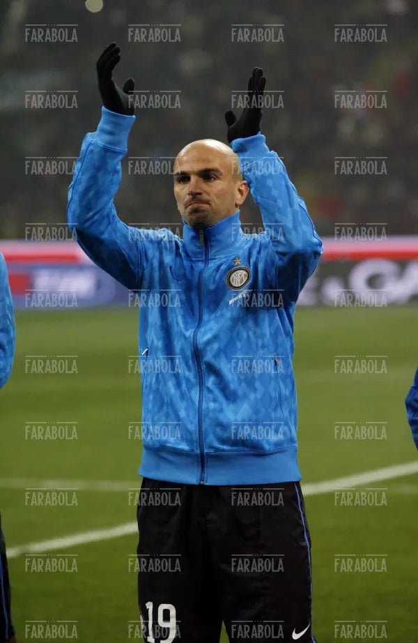 Esteban Cambiasso, Milan vs Inter, 2012 - Farabola Immagine digitale