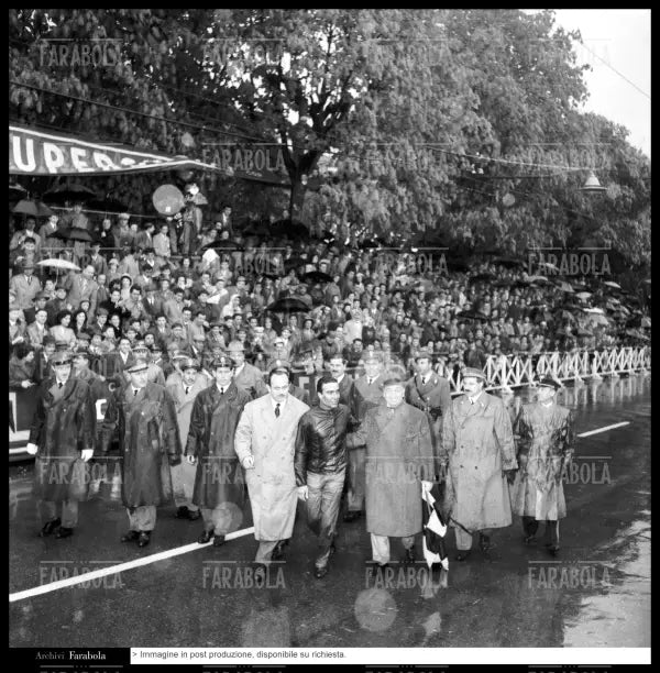Eugenio Castellotti e Renzo Castagneto, Mille Miglia, 1956 - Farabola Immagine digitale
