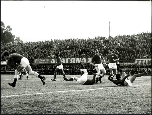 Europei Grecia vs Danimarca 1964 Ft 5750 - Stampa 24x18 cm - Farabola Stampa ai sali d'argento