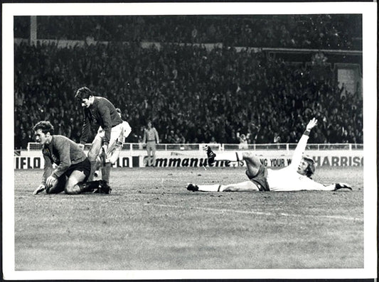 Europei Inghilterra vs Cecoslovacchia 1974 Ft 5758 - Stampa 20x15 cm - Farabola Stampa ai sali d'argento