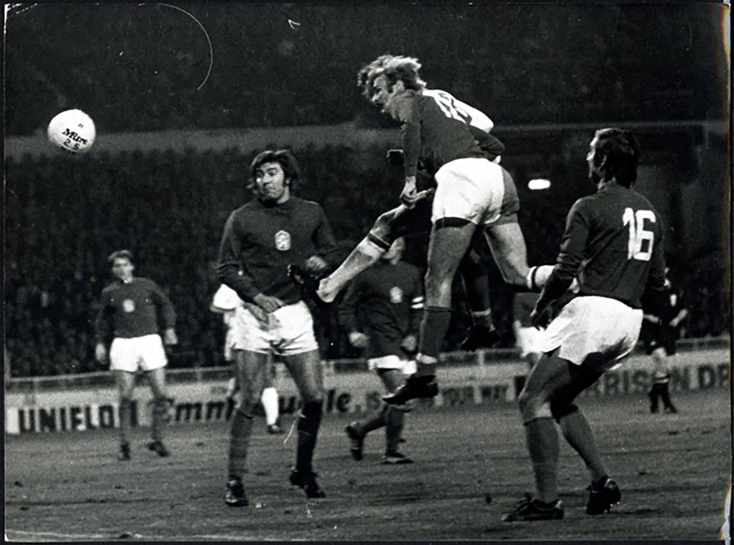 Europei Inghilterra vs Grecia 1971 Ft 5765 - Stampa 20x15 cm - Farabola Stampa ai sali d'argento
