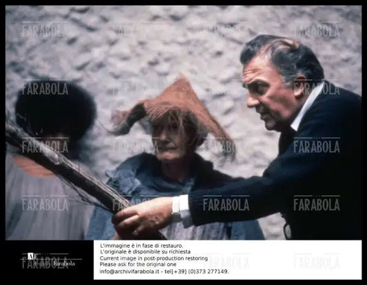 Federico Fellini sul set del film Satyricon, 1969 - Farabola Immagine digitale