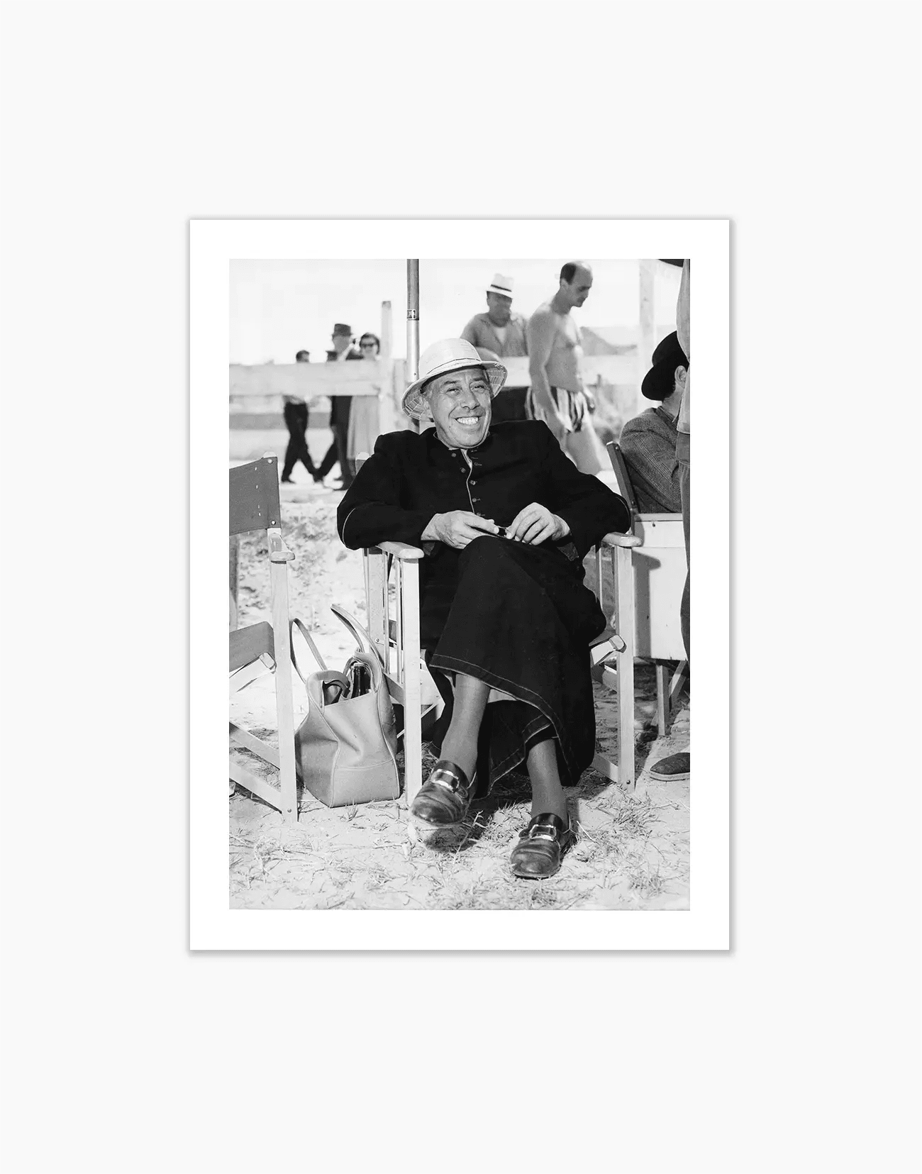 Fernandel sul set di don Camillo, 1961 - Farabola WhiteWall App Product