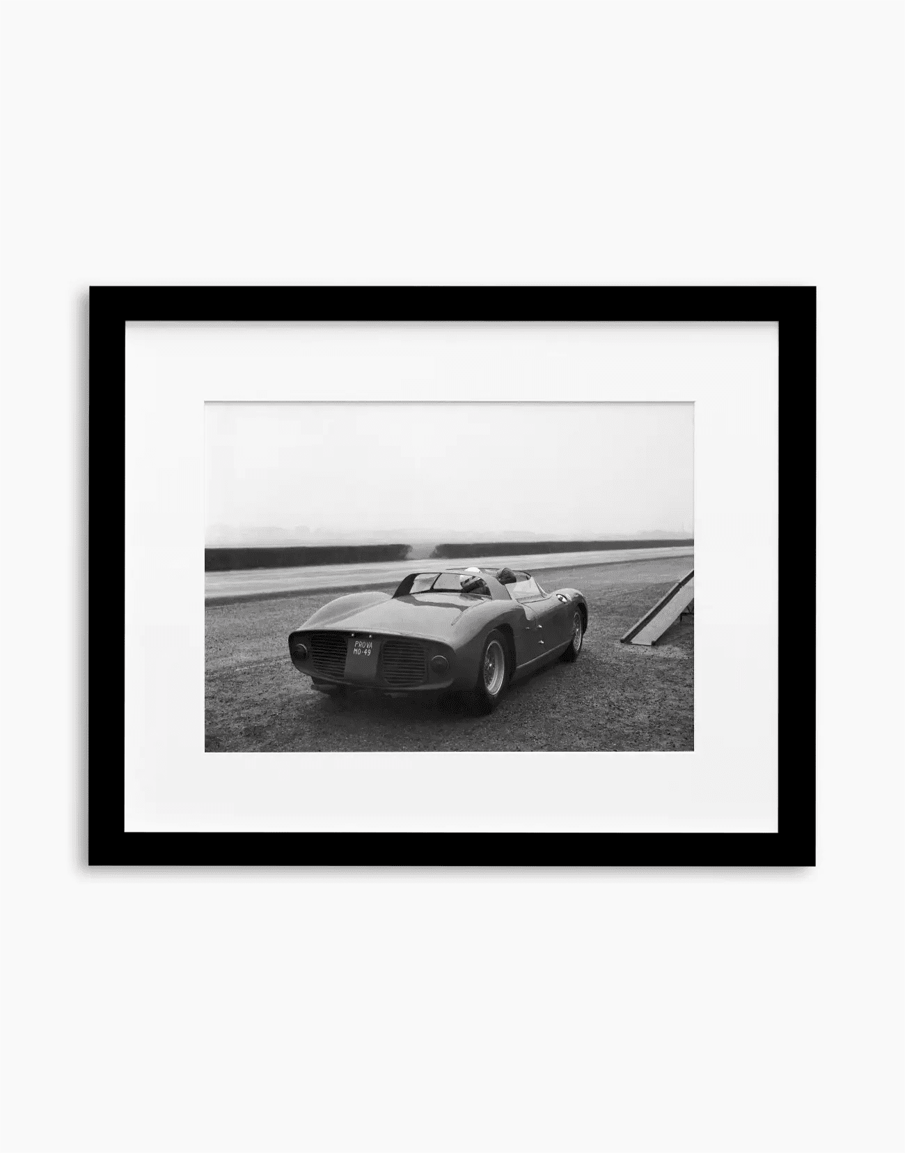 Ferrari, prove per la 24 Ore Le Mans 1964 - Farabola WhiteWall App Product