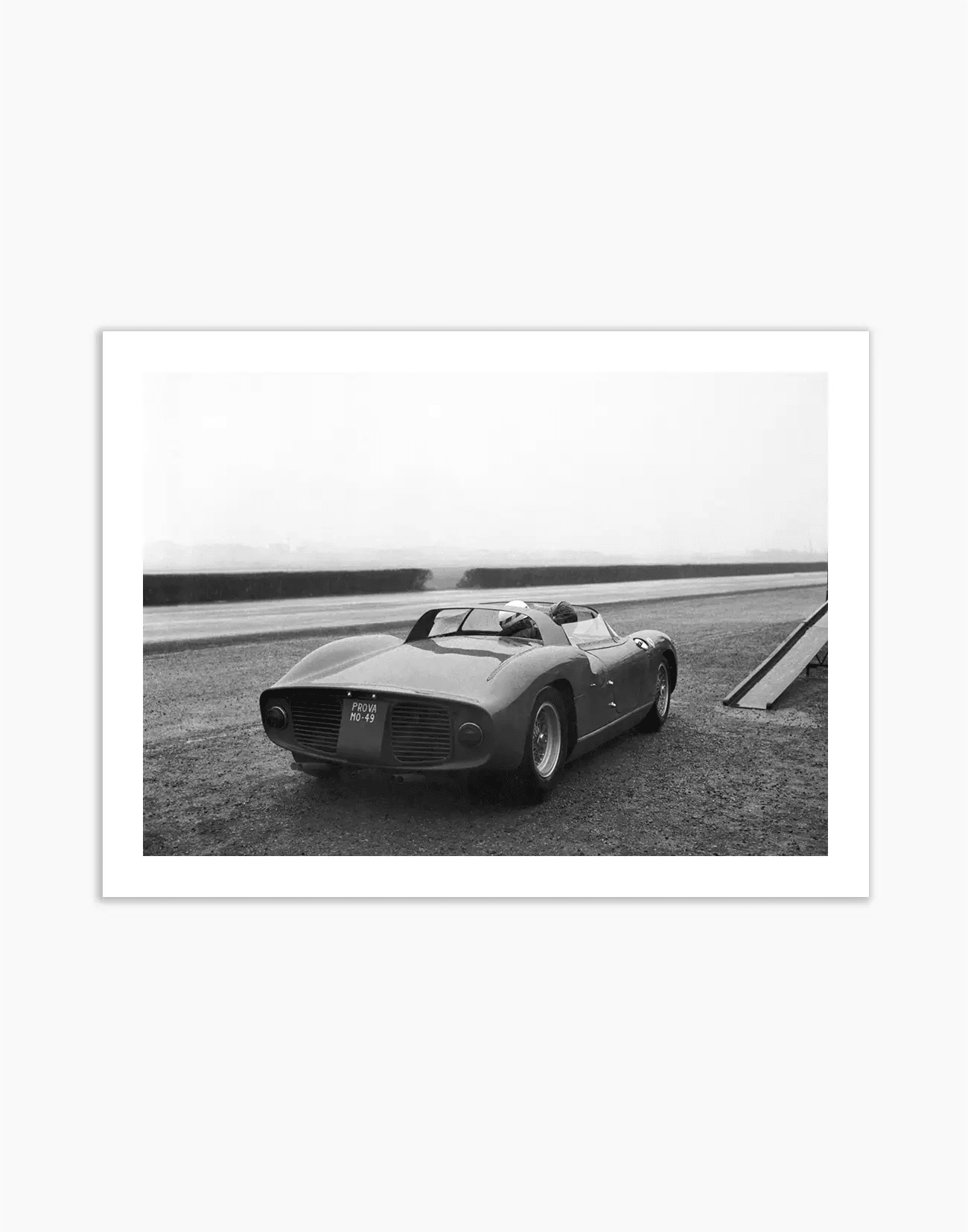 Ferrari, prove per la 24 Ore Le Mans 1964 - Farabola WhiteWall App Product