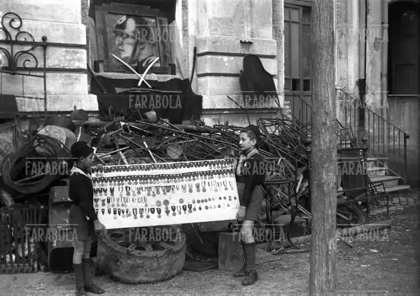 Ferro per la patria, Roma, 1935 - Farabola Immagine digitale