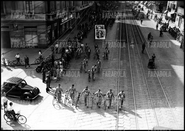 Festa de l'Unità, il corteo, Milano, 1948 - Farabola Immagine digitale