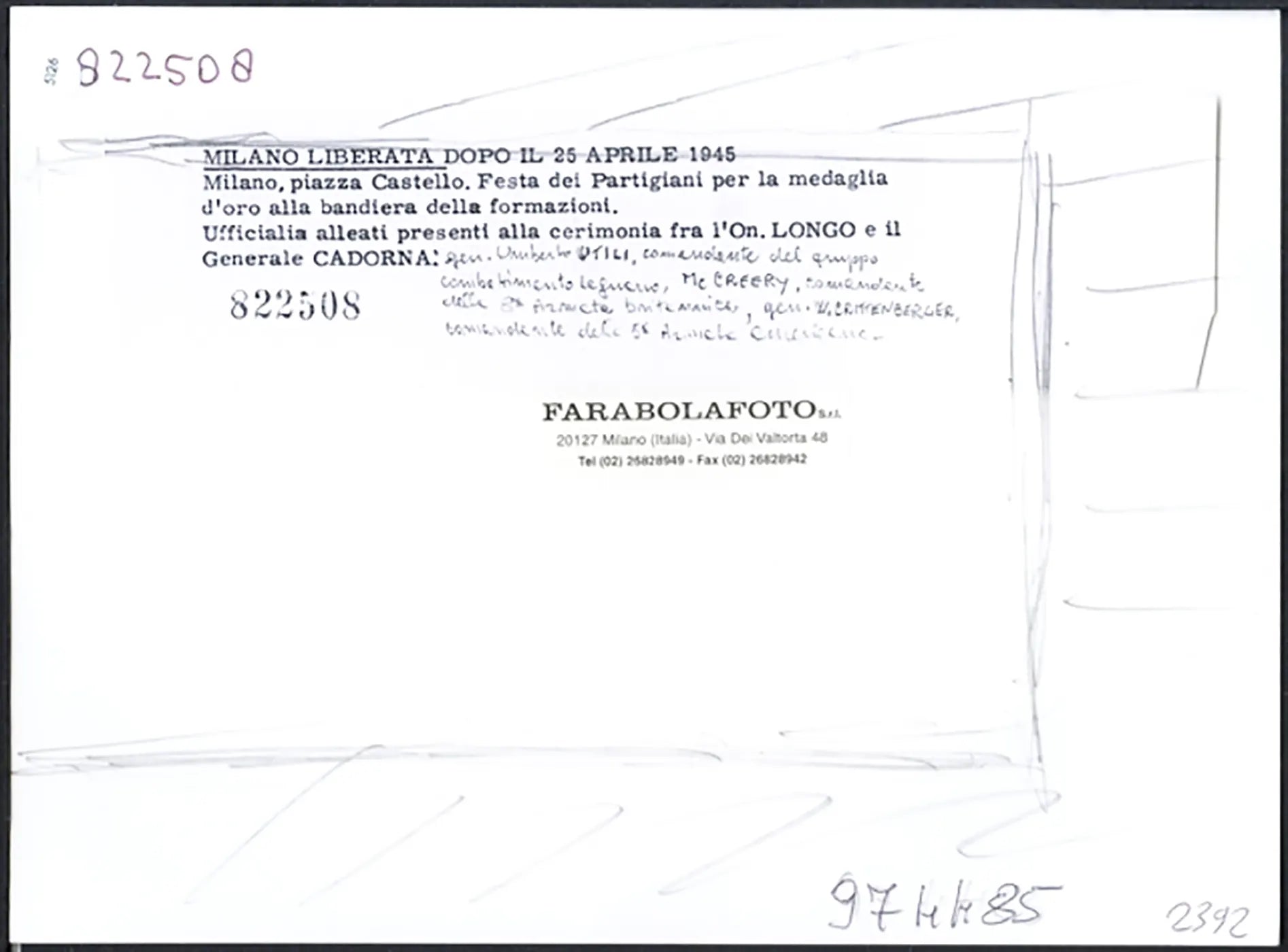 Festa dei Partigiani piazza Castello 1945 Ft 5126 - Stampa 24x18 cm - Farabola Stampa ai sali d'argento (anni 90)