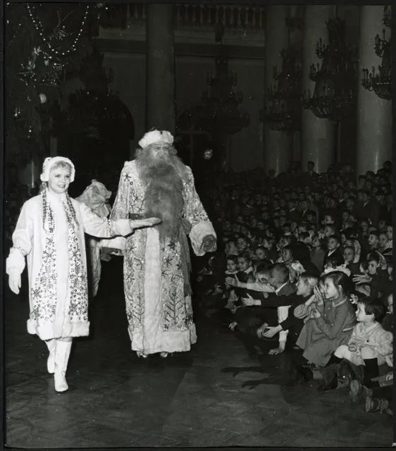 Festa di fine anno a Mosca anni 70 Ft 3888 - Stampa 19x16 cm - Farabola Stampa ai sali d'argento