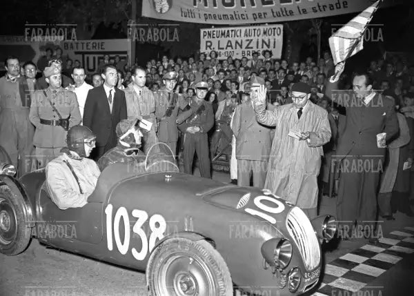 Fiat 500 alla Mille Miglia, 1948 - Farabola Immagine digitale