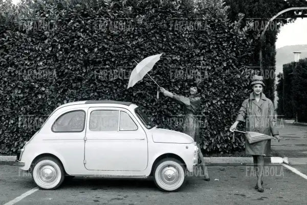Fiat 500 D, Milano, anni 60 - Farabola Immagine digitale