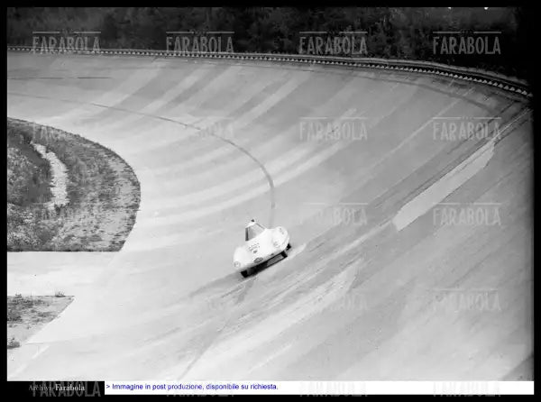 Fiat - Abarth 500, prove in pista, Monza, 1958 - Farabola Immagine digitale