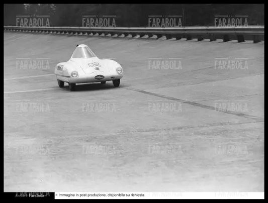 Fiat - Abarth 500, prove in pista, Monza, 1958 - Farabola Immagine digitale