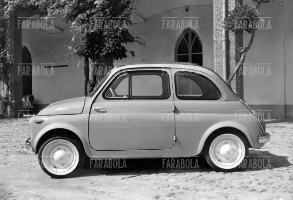 Fiat Nuova 500, 1957 - Farabola Immagine digitale