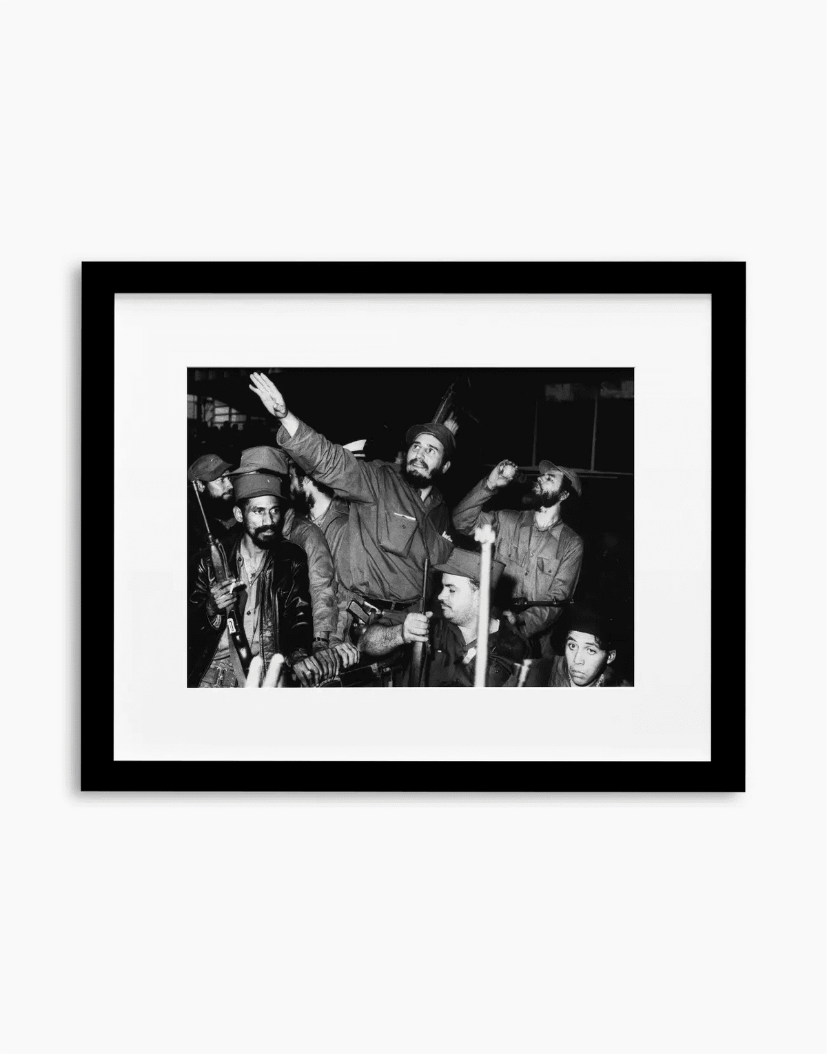 Fidel Castro si prende Cuba, 1959 — stampa fine art con cornice nera