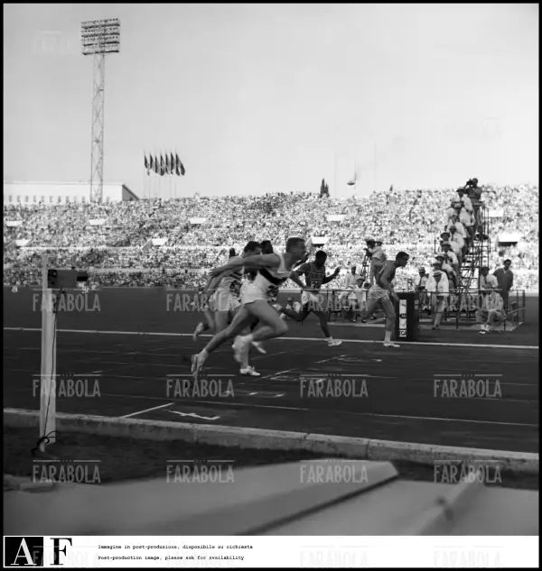 Finale dei 100 metri, Olimpiadi di Roma, 1960 - Farabola Immagine digitale