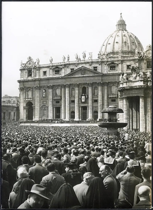Folla in piazza San Pietro Pasqua 1956 Ft 5098 - Stampa 13x18 cm - Farabola Stampa ai sali d'argento
