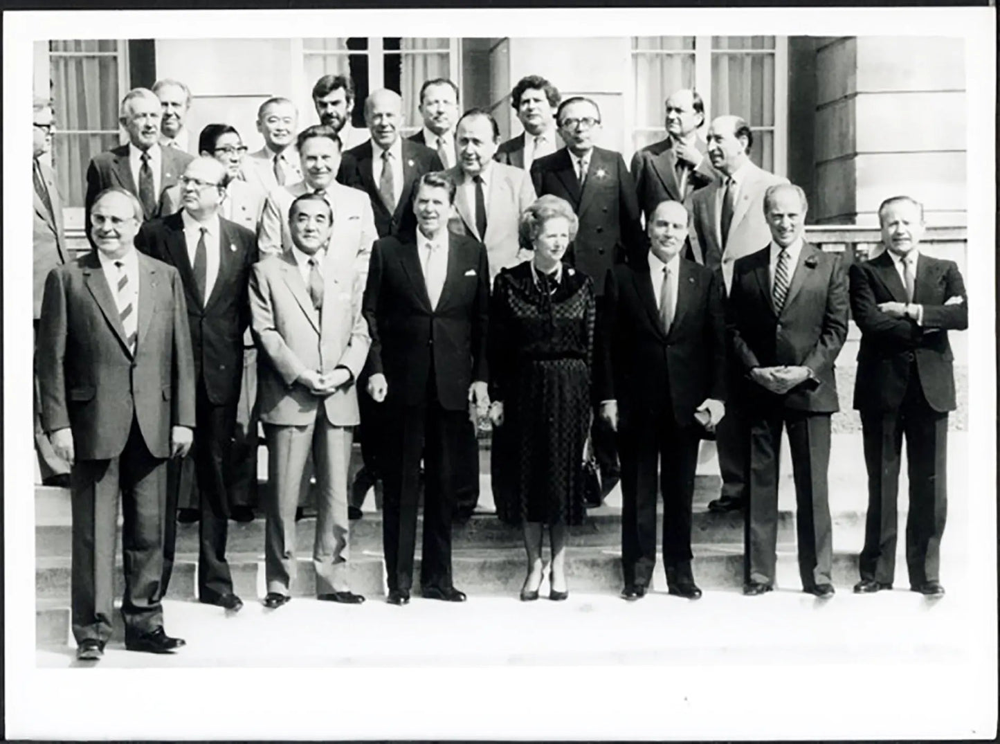 Foto di gruppo del G - 7 di Londra 1984 Ft 37957 - Stampa 24x18 cm - Farabola Stampa ai sali d'argento