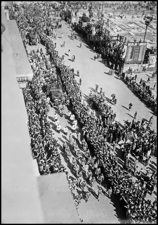 Funerali dei martiri di Fossoli, 1945 - Farabola Immagine digitale