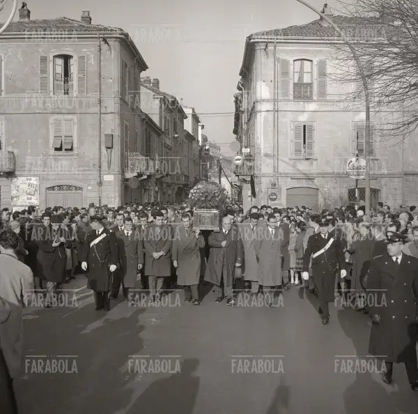 Funerali di Fausto Coppi, Castellania, 1960 - Farabola Immagine digitale
