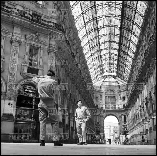 Galleria Vittorio Emanuele II, Milano, 1965 - Farabola Immagine digitale