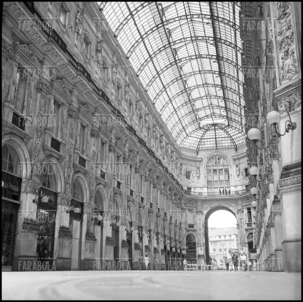 Galleria Vittorio Emanuele II, Milano, 1966 - Farabola Immagine digitale