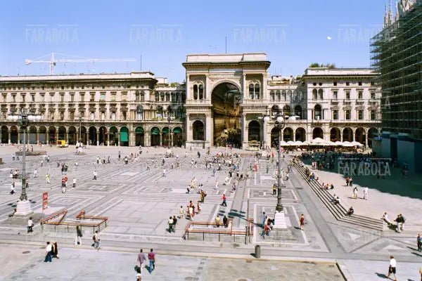 Galleria Vittorio Emanuele II, Milano, 2002 - Farabola Immagine digitale