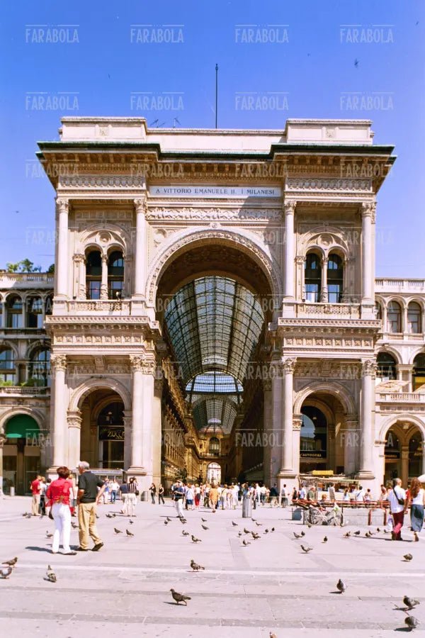 Galleria Vittorio Emanuele II, Milano, 2002 - Farabola Immagine digitale